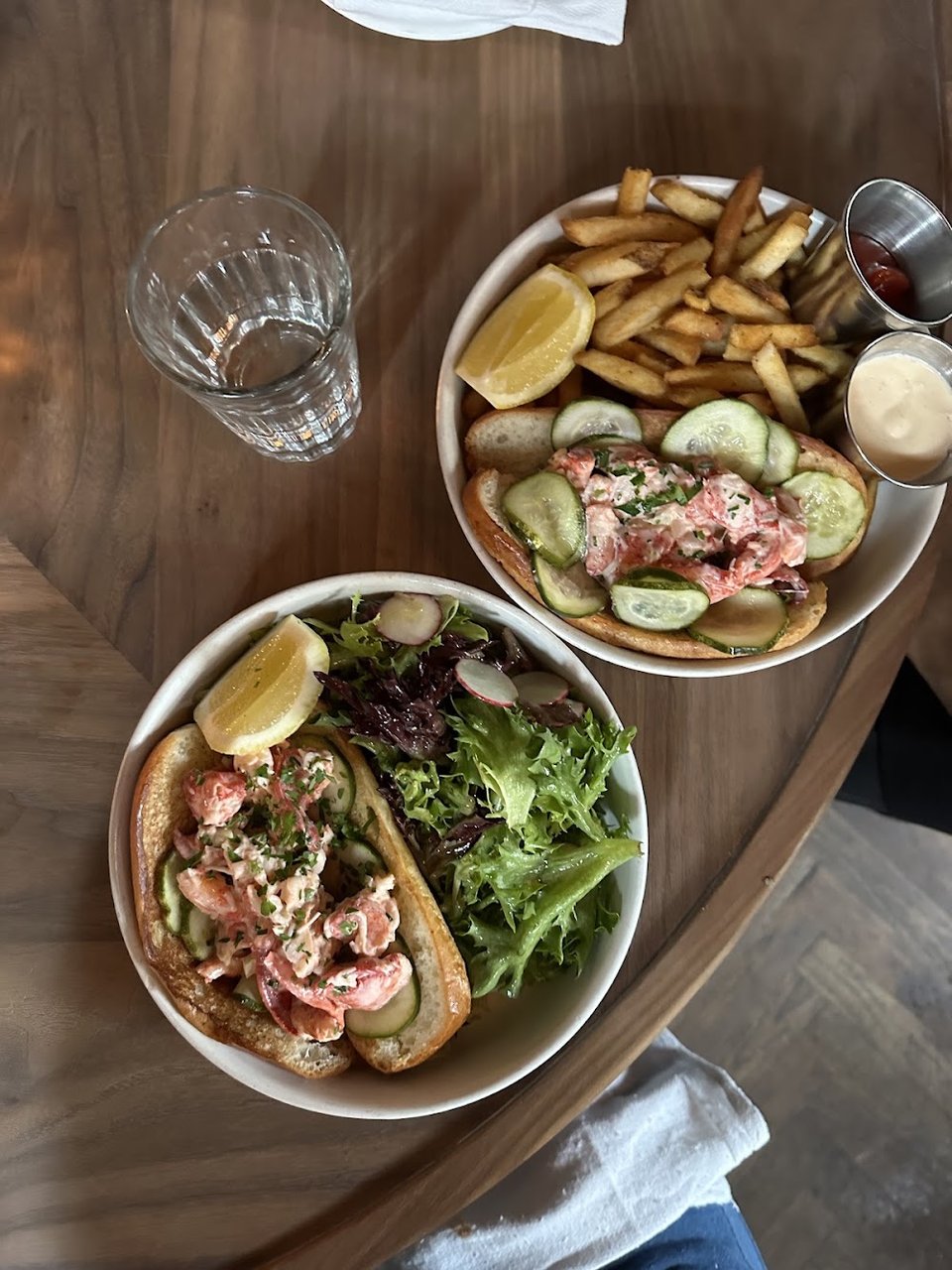 Lobster Roll with Potato Chips
